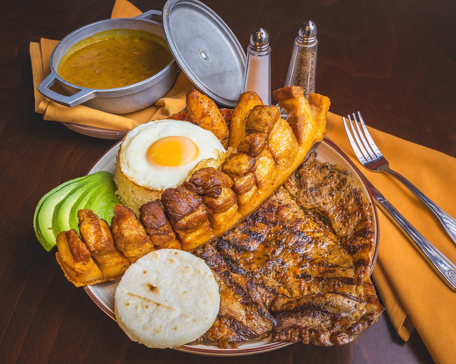 Bandeja Paisa